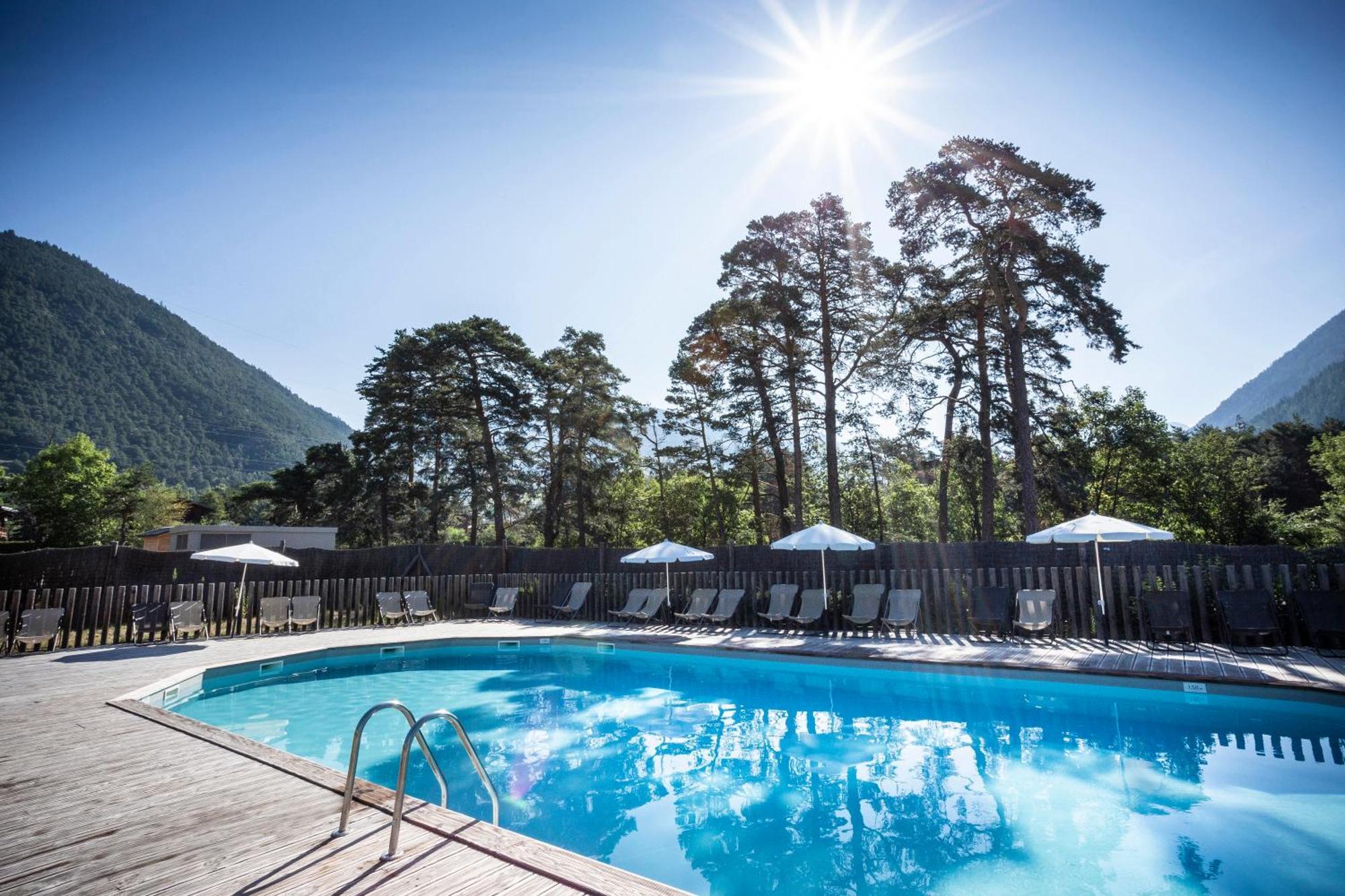 Huttopia Bourg St Maurice Bourg-Saint-Maurice Exterior foto